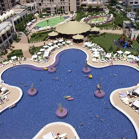 Arendoo In Royal Beach