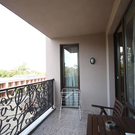 Arendoo In Royal Beach 阳光海滩