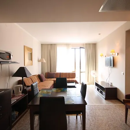 Arendoo In Royal Beach 公寓 阳光海滩